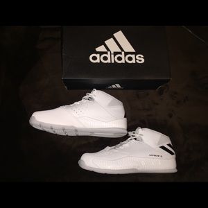 Adidas Nxt Lvl Sp basketball shoes BNIB 9 1/2